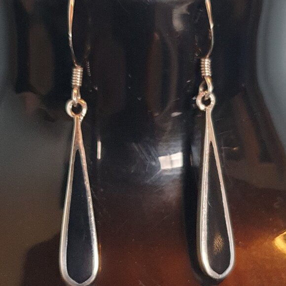 1.5’’ Genuine Black Onyx 925 Sterling Silver Dangle Earrings - Picture 4 of 6